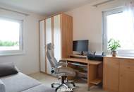 Neuwertiges Haus auf großem Baugrund in Randlage