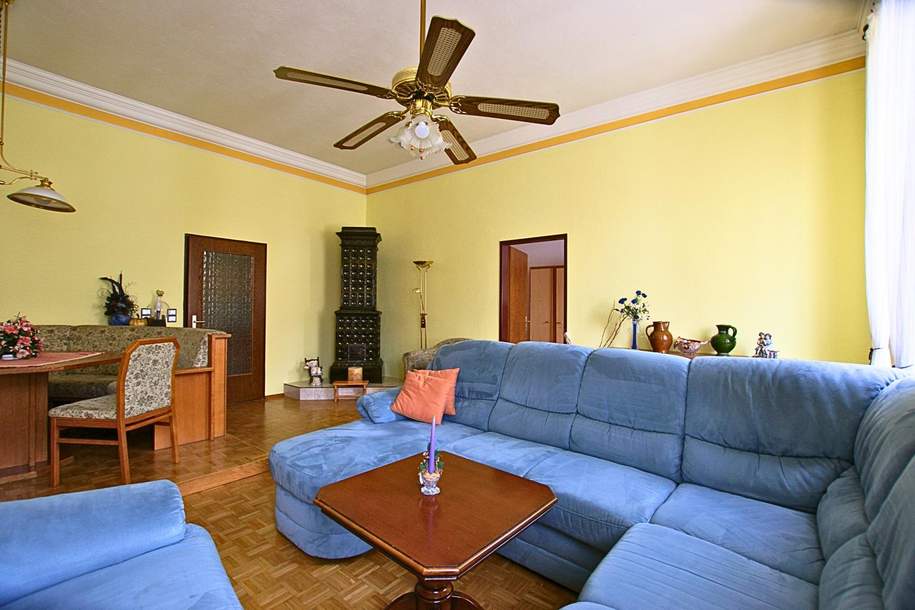 HISTORISCHE WOHNUNG & VIEL PLATZ! Großzügige 3-Zimmerwohnung Top-3!, Wohnung-kauf, 199.000,€, 2563 Baden