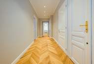 STILVOLL SANIERTES BÜRO beim RATHAUS und UNI WIEN! Kundenfreundlicher Straßenzugang! Klimatisiert!