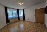 Helle 4-Zimmer-Eigentumswohnung mit Loggia, Tiefgaragenplatz und perfekter Infrastruktur