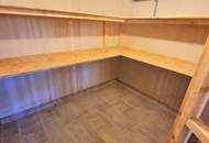 Lebensqualität pur im Dachgeschoss mit Terrasse und Garten! 4 Zimmer + Hochwertige Materialien + Viel Grün und Ruhe + Toller Blick! Ihr Rückzugsort mit WOW-Effekt!