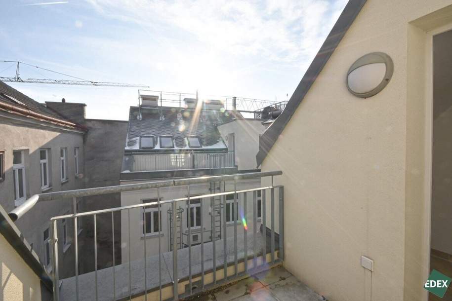 Traumhafte 2,5-Zimmer-DG-Maisonette mit Terrasse nahe U3 - Hütteldorfer Straße, Wohnung-kauf, 329.000,€, 1150 Wien 15., Rudolfsheim-Fünfhaus