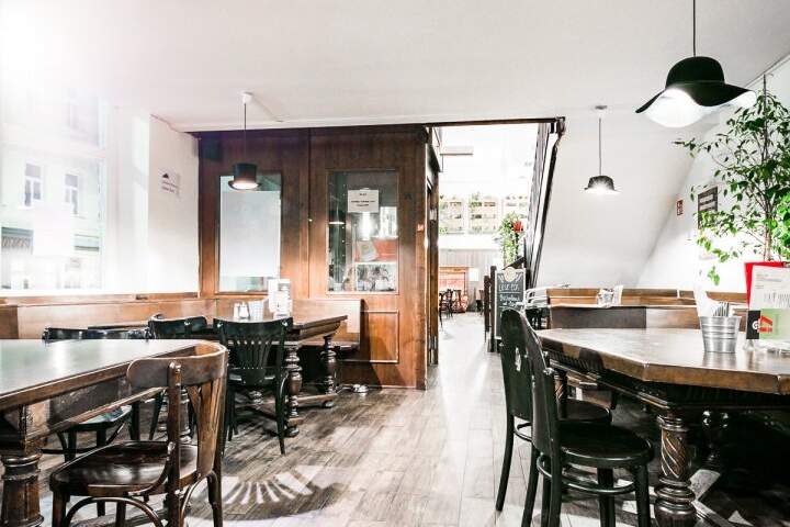Exklusives Immobilienpaket: Gastgewerbe, Gastronomie und Wohnung im Herzen von Wien, Gewerbeobjekt-miete, 8.648,23,€, 1080 Wien 8., Josefstadt