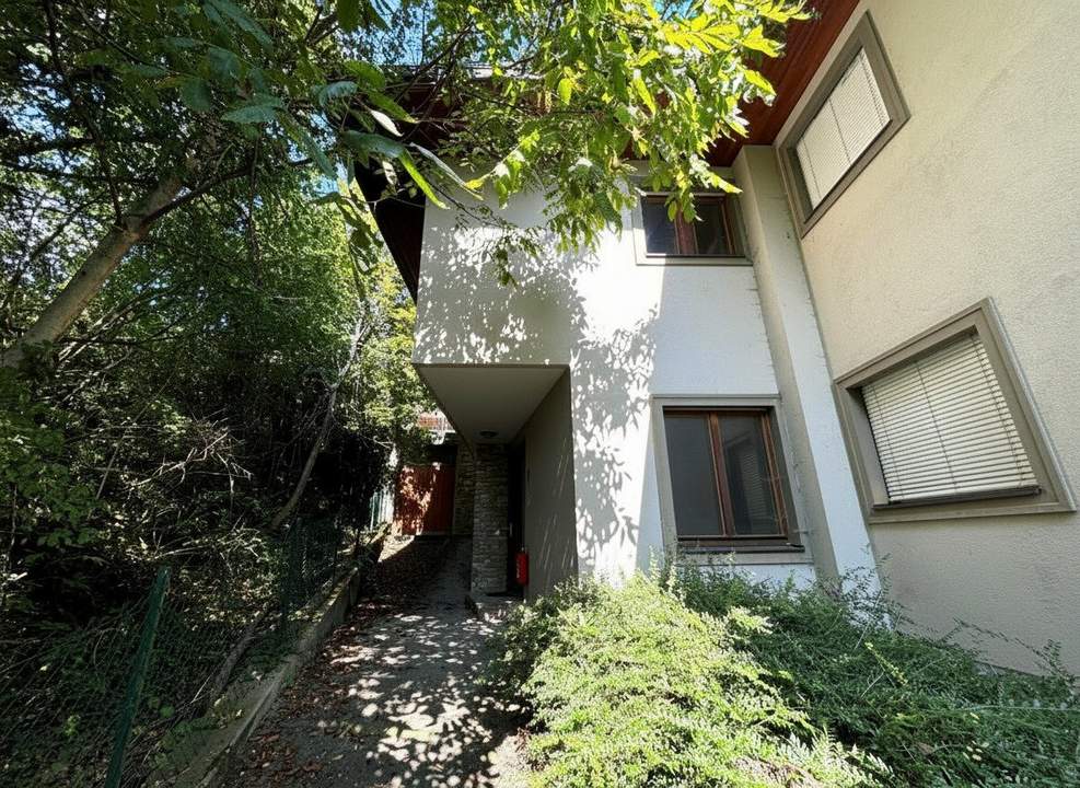 Charmante 1,5-Zimmer-Wohnung in Traumvilla in Weiz - AB SOFORT verfügbar