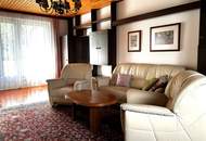 Sehr gepflegter Bungalow mit Terrasse, Garage, Carport und liebevoller Gartengestaltung in ruhiger Lage.