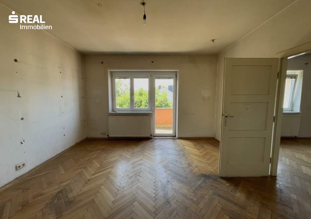 Sanierungsbedürftige 3-Zimmer-Wohnung mit Balkon in Salzburg