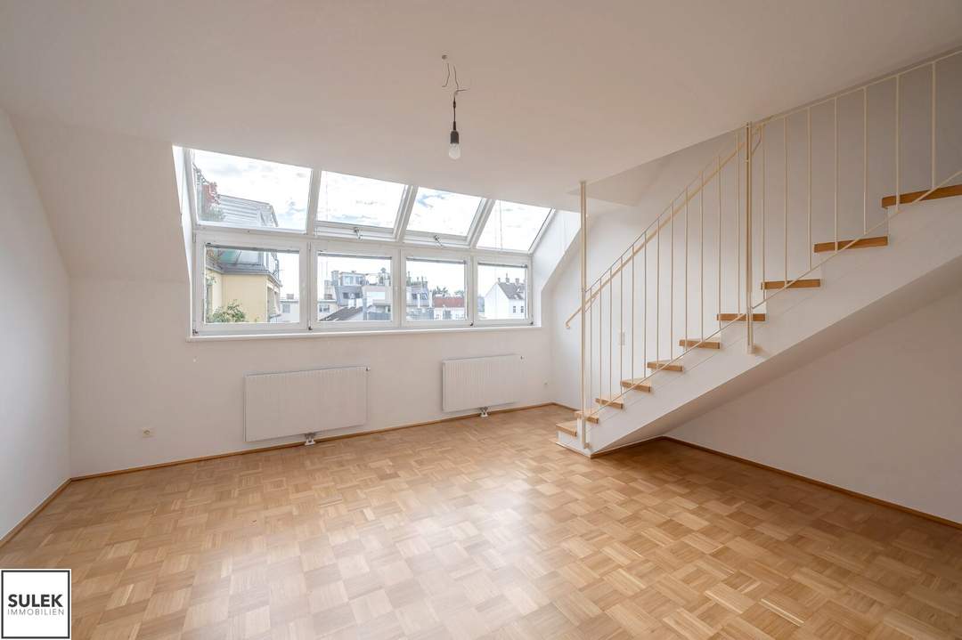 ** ab sofort; einzigartige 3 Zimmer Maisonette Dachgeschoss Wohnung (KEINE WGS!) // Nähe Johann-Nepomuk-Vogl-Platz // Währing **