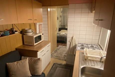 U1 in 5 Minuten erreichbar - Kurzzeitvermietung möglich - Lift im Haus - Zusammenlegung von Wohnungen möglich - Dachgeschoß Ausblick, Wohnung-kauf, 129.000,€, 1100 Wien 10., Favoriten