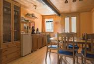 Malerisches Landhaus mit Schwimmteich, prämiertem Naturgarten und Gästewohnung!