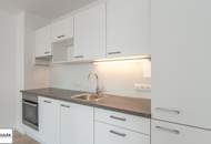 Kaiserstraße: 2 Zimmer Neubauwohnung mit Innenhofbalkon in bester Lage // ab 1.1.27 !!