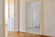 Westseitiger 2-Zimmer-Altbau im 3. Stock! Balkonoption!