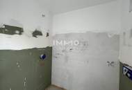 Ein Haus mit Blick zur Burg Kreuzenstein