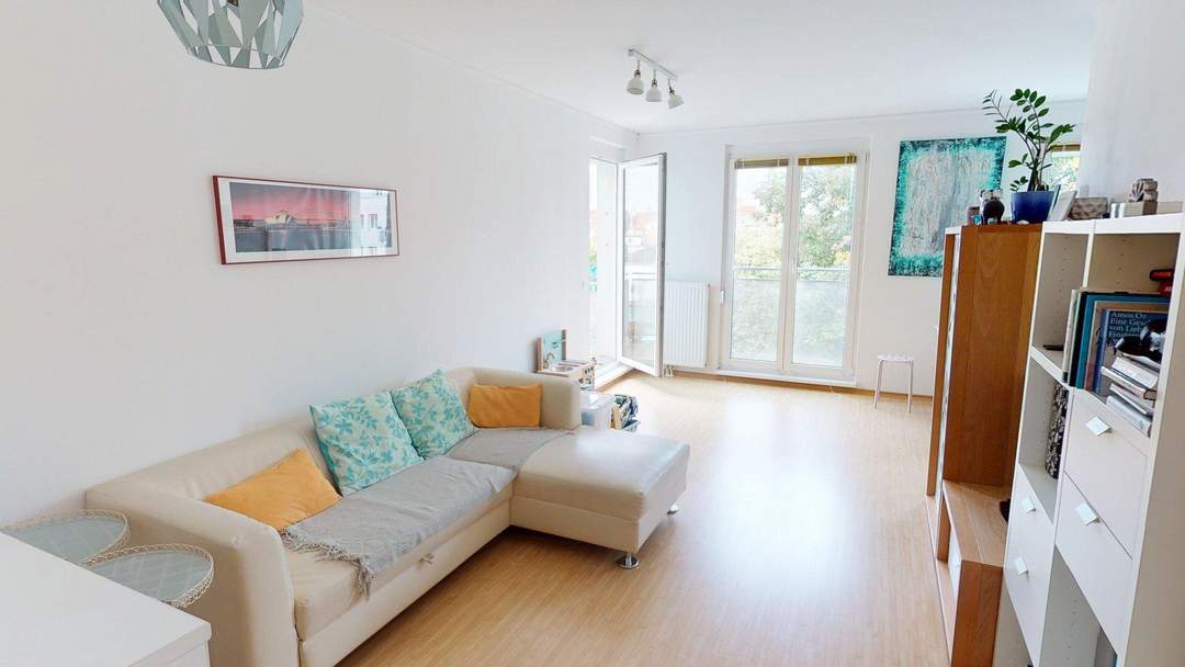 Helle 2-Zimmer-Wohnung mit Balkon & TG-Platz