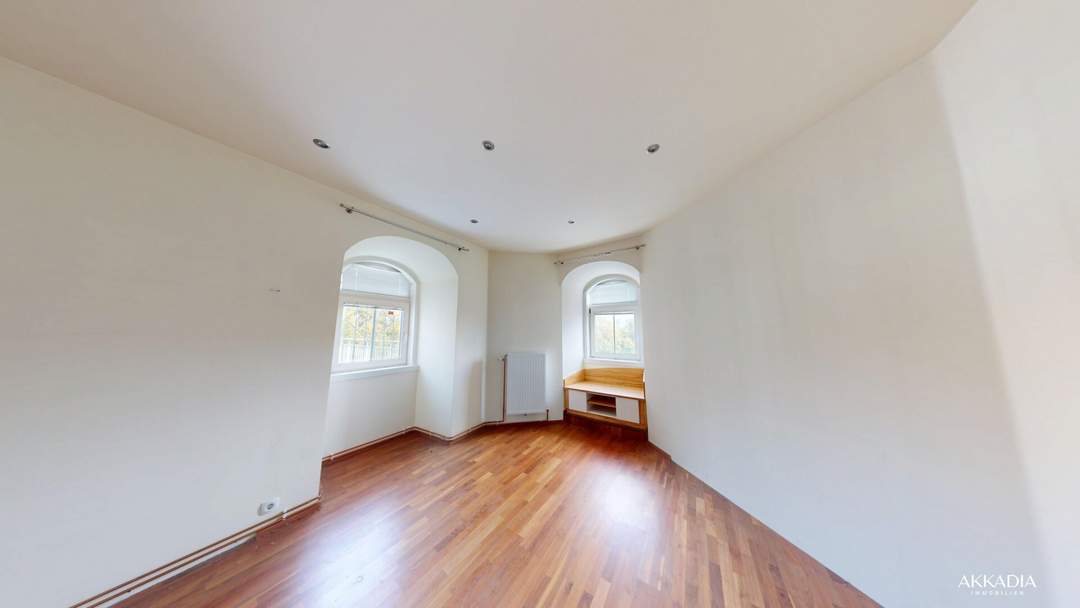 Charmante Altbauwohnung mit 3 Zimmern und Gestaltungspotenzial