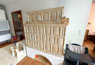 Helle 4-Zimmer Wohnung mit Loggia.