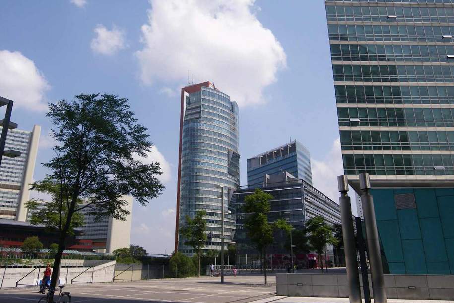 Offene Geschäftsfläche im Andromeda Tower zu mieten, Gewerbeobjekt-miete, 5.813,34,€, 1220 Wien 22., Donaustadt