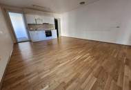 schöne 2 Zimmerwohnung mit Loggia
