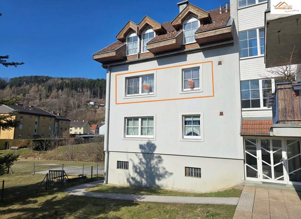 Sonnige 3-Zimmer-Wohnung mit Carport und Grünblick