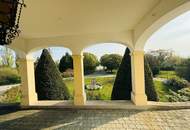 Zeitlose Eleganz - Villa mit Parkgarten und Nebengebäuden