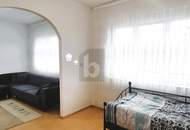 GROSSZÜGIGER FAMILIENHIT - FÜNF SCHLAFZIMMER - BALKON UND KLEINER GARTEN