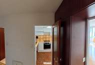 Gepflegte 2 Zimmer mit Westloggia!