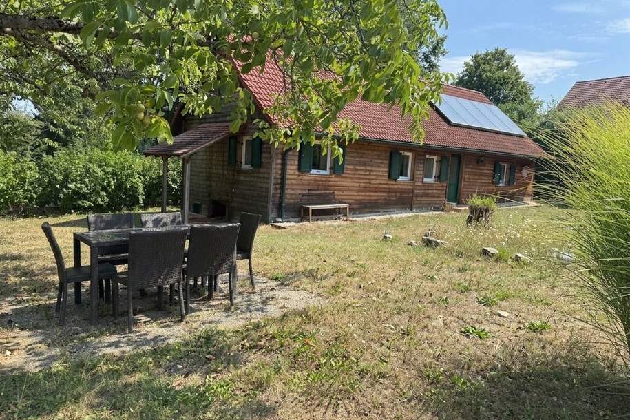 Der Inbegriff von Lebensqualität- top saniertes, massiv erbautes Kellerstöckl mit Lärchenholzverkleidung in traumhafter Aussichtslage nahe Riegersburg, Haus-kauf, 275.000,€, 8333 Südoststeiermark