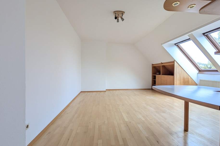 Moderne Dachgeschoß-Garconniere in ruhiger Lage Nähe U4-Unter St. Veit!, Wohnung-miete, 487,00,€, 1130 Wien 13., Hietzing
