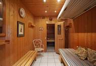 Repräsentative Traum-Villa in ruhiger Aussichtslage! Schwimmhalle, Sauna und Biotop
