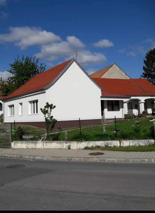 Gepflegtes Haus in sonniger Lage