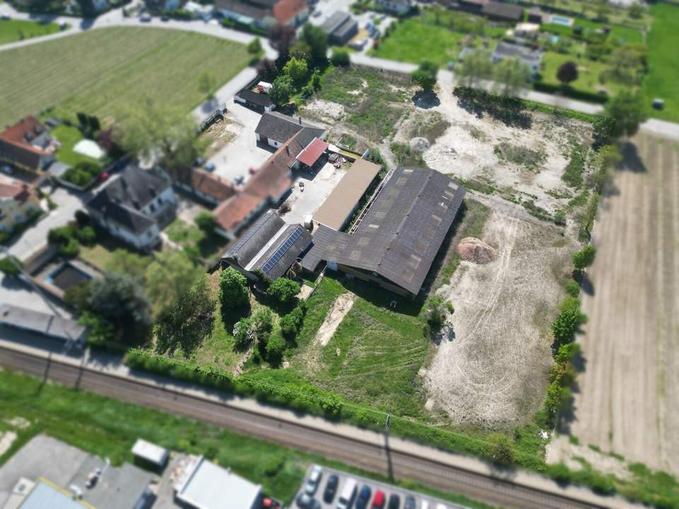 BAUTRÄGERGRUNDSTÜCK - PROVISIONSFREI, + optional 4038 m² angrenz. Grünland