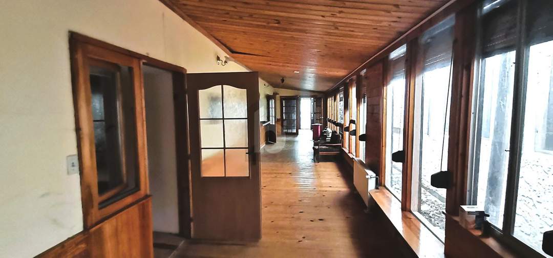 MEHRERE WOHNEINHEITEN MIT EHEMALIGER TISCHLEREI - WOHNEN UND ARBEITEN