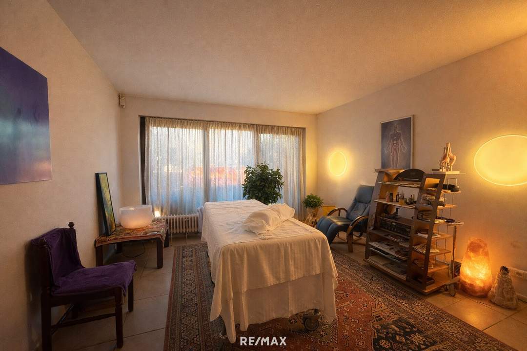 *** Rendite-Juwel mit Weitblick – Vielseitigkeit trifft Bestlage - Von Traditions-Ordination zur modernen Wohnoase! ***