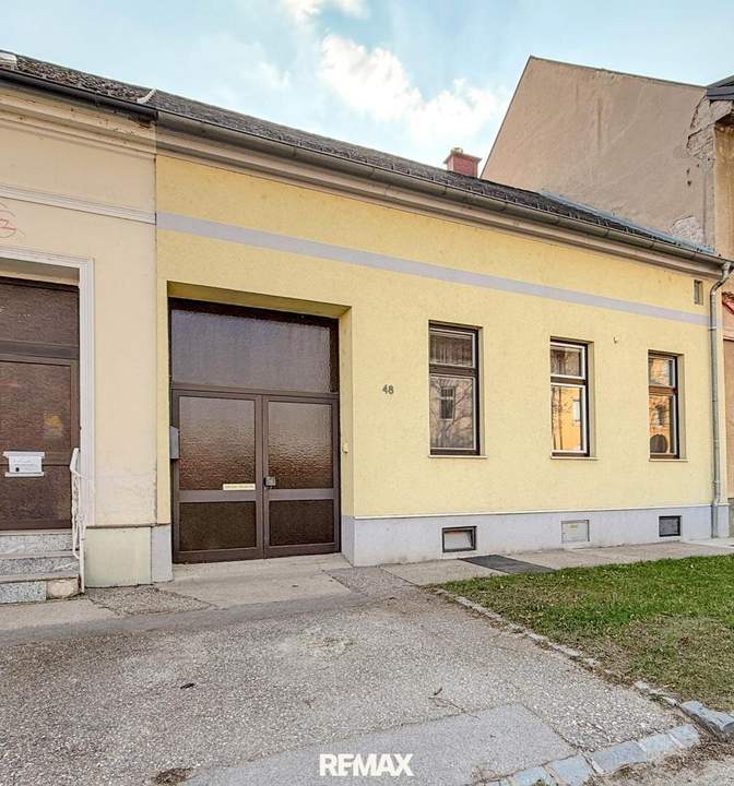 Einfamilienhaus in Schnellbahnnähe