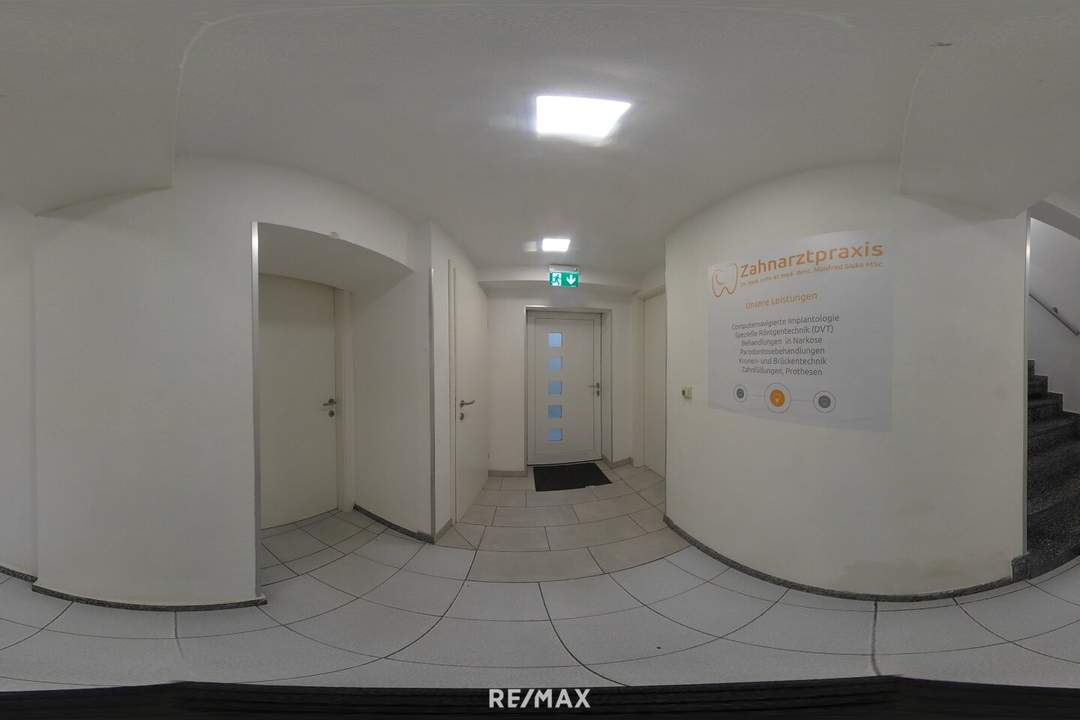 ***Gewerbefläche mit 240m² Ehemaliger Einkaufsmarkt , sofort verfügbar - Top 1***