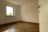 Attraktives und leistbares Wohnen in erstklassiger Lage: helle 3-Zimmer Wohnung mit praktischer Raumaufteilung und Wohlfühlcharakter in Steyr Münichholz verspricht 1A-Infrastuktur! Frisch saniert und UNBEFRISTET!