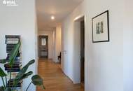 Urlaubsstimmung in Ruhelage - 100m² Eigentumswohnung, Wohnküche, Balkon, 3 Schlafzimmer, 2 Bäder, Parkplatz, Carport und Pool!