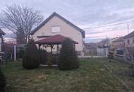 LIEBEVOLLES STADTHAUS MIT HERRLICHEM, RUHIGEN GARTEN SAMT LAUBE UND BESTER INFRASTRUKTUR DER STADT STOCKERAU