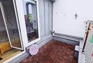 NASCHMARKT-NÄHE, 47 m2 Dachgeschoss mit Terrasse, 2 Zimmer, Komplettküche, Wannenbad, Parketten, Eggerthgasse