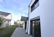 Erstbezug !! Traumhafte Doppelhaushälfte , Wohnkeller mit Garten und 2 Stellplätzen!