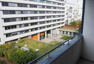"2-Zimmer-Eigentumswohnung; extra Küche; Abstellraum; Loggia; direkt bei der U1!"