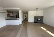 moderne Dachgeschosswohnung in super zentraler Lage