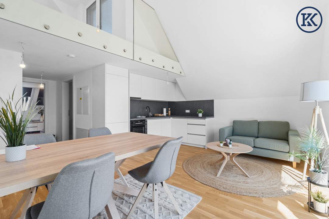 Wunderschöne 3-Zimmer-Dachgeschosswohnung mit sonniger Terrasse nahe U1 Kagraner Platz