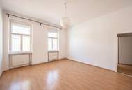 Ihre Chance: 3-Zimmer Altbau (sanierungsbedürftig) mit großem Umbaupotenzial