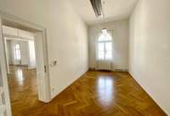 Exklusives, gut aufgeteiltes Altbaubüro Nähe Schottenring zu mieten