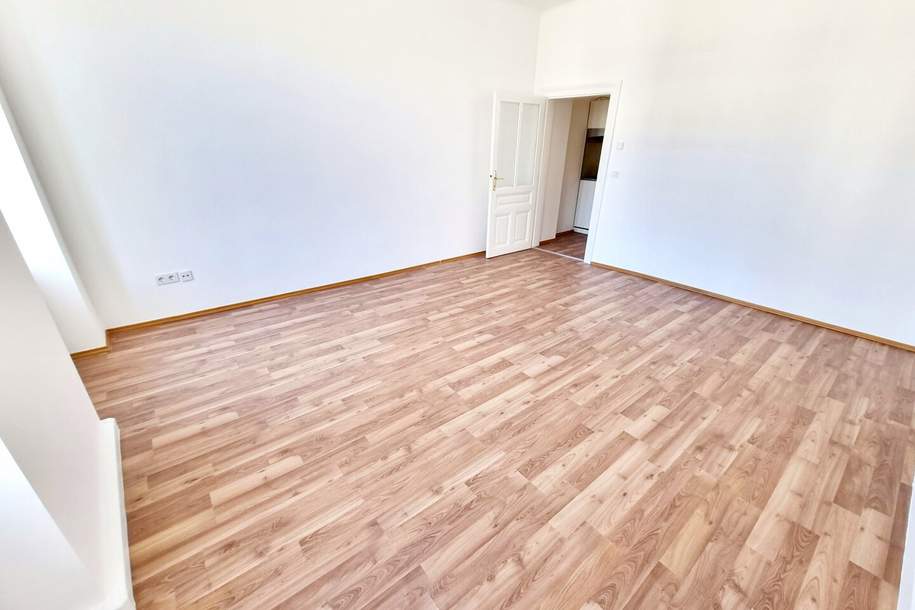 Kompakter Grundriss, Citynähe, U-Bahn ums Eck, Ruhe vor der Tür! Entzückende Kleinwohnung im ruhigen Hoftrakt mit Grünblick! 2 toll aufgeteilte Zimmer + Angenehme Ruhelage in 1030 Wien + Schönes Altbauhaus! Nicht zögern!, Wohnung-kauf, 279.000,€, 1030 Wien 3., Landstraße