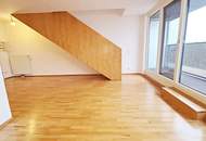 FERNBLICK, DACHGESCHOSS, 102 m2 Maisonette, 3 Zimmer, Komplettküche, Wannenbad, Parketten, Innstraße