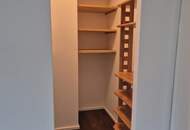 Sonnige 4 Zi-Dachgeschosswohnung mit Terrasse und Balkon!