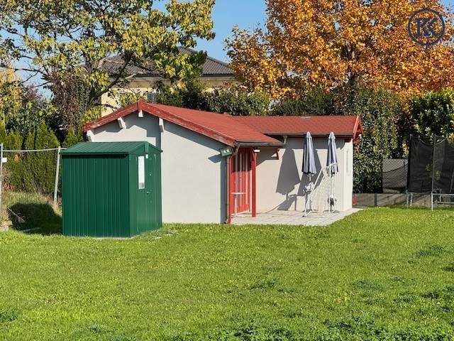 Charmantes Grundstück mit Sommerhaus – Baupotenzial &amp; Lebensqualität in Pottendorf