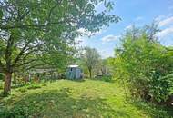 Exklusive, moderne DG-Wohnung mit Eigengarten und Schwimmteich in Jahrhundertwende-Villa auf der oberen Lawies