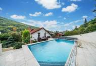 Luxuriöse Villa im Wienerwald – Beheizter Salzwasserpool, Gartenparadies & Premium-Parkmöglichkeiten